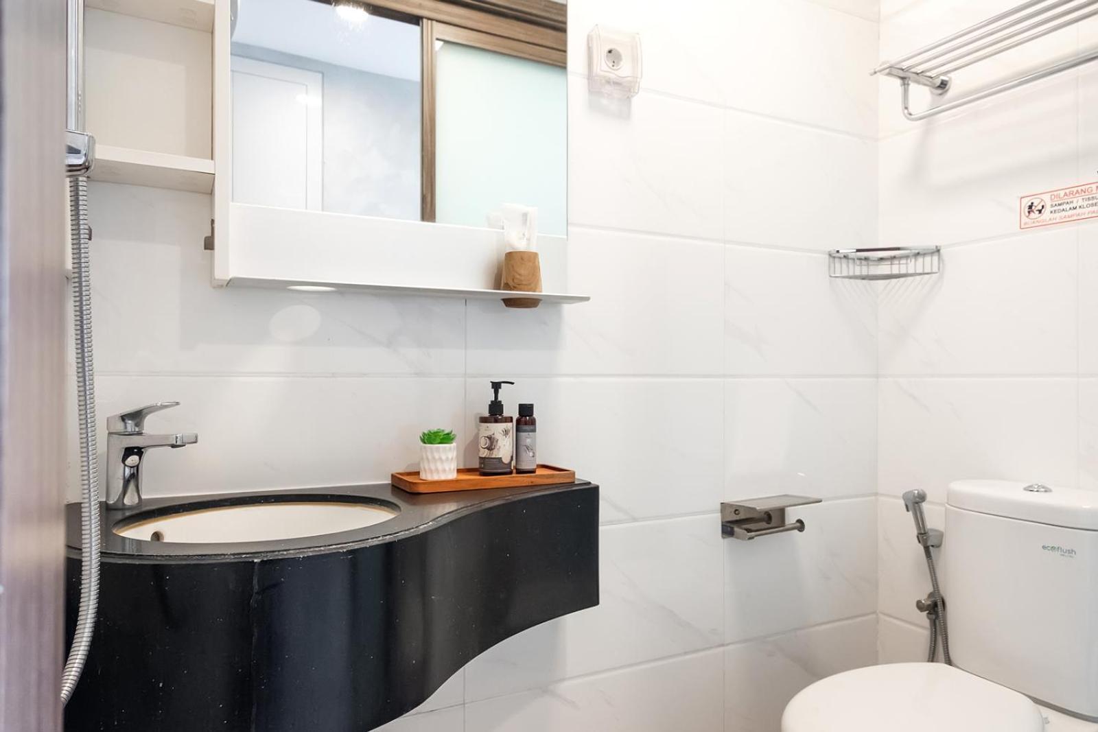 Calma Studio III At Skyhouse Apartment Samporo ภายนอก รูปภาพ